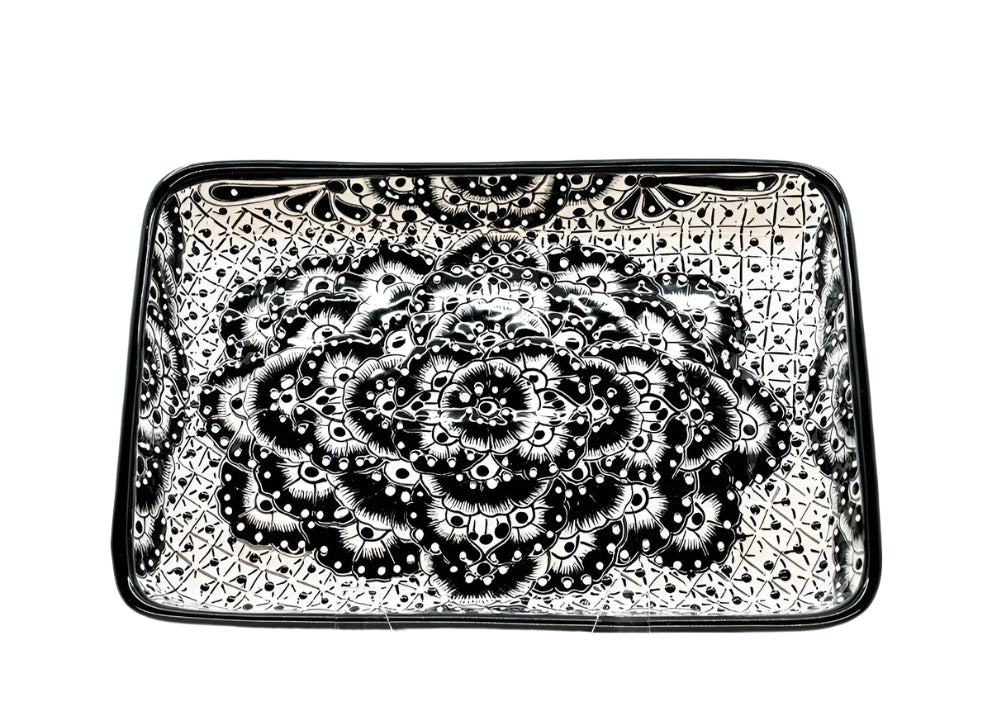 Timeless Grandeur Rectangular Serving Bowl (Black)