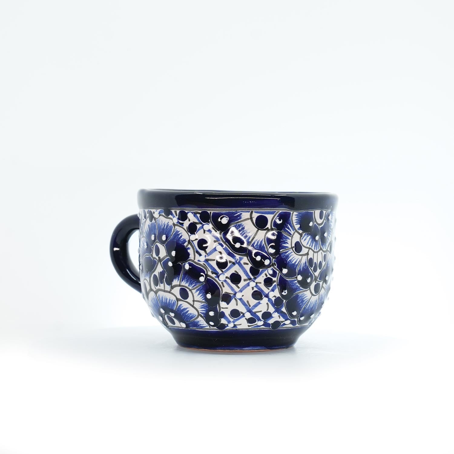 Classic Elegance Mug – Artistry in Every Sip (Blue)