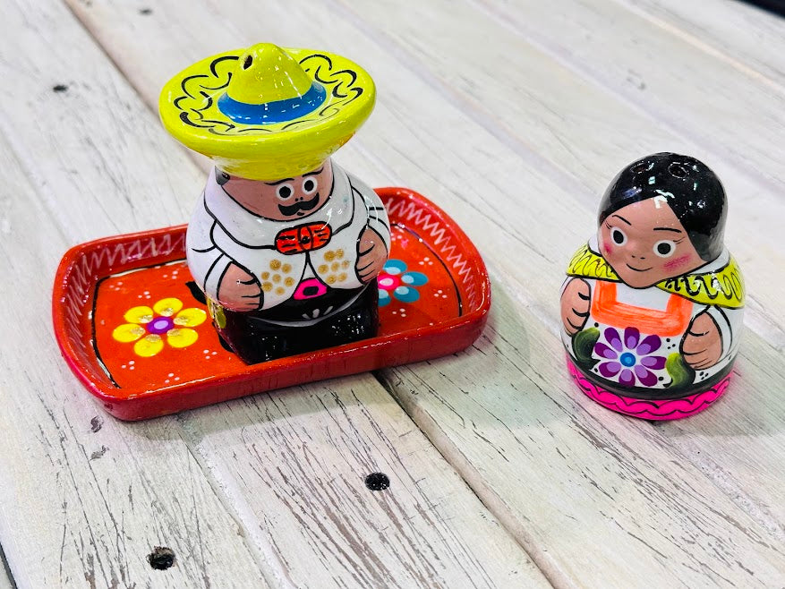 Mexican Couple Salt & Pepper Shaker