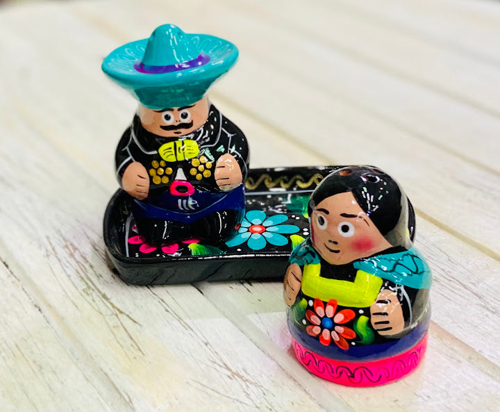 Mexican Couple Salt & Pepper Shaker